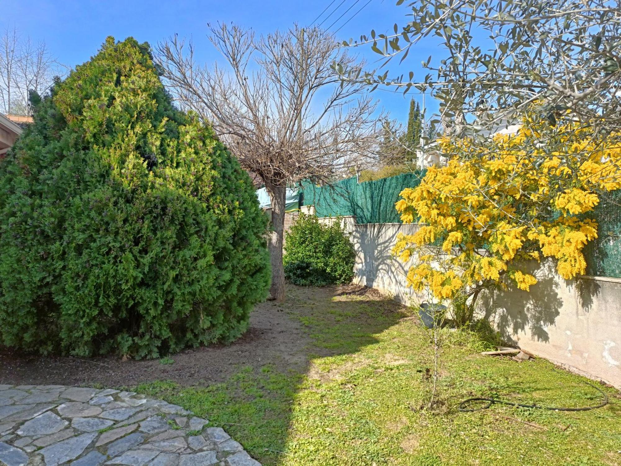 Villa Casa Con Jardin Y Piscina Privada. Santa Eulàlia de Ronçana Exterior foto