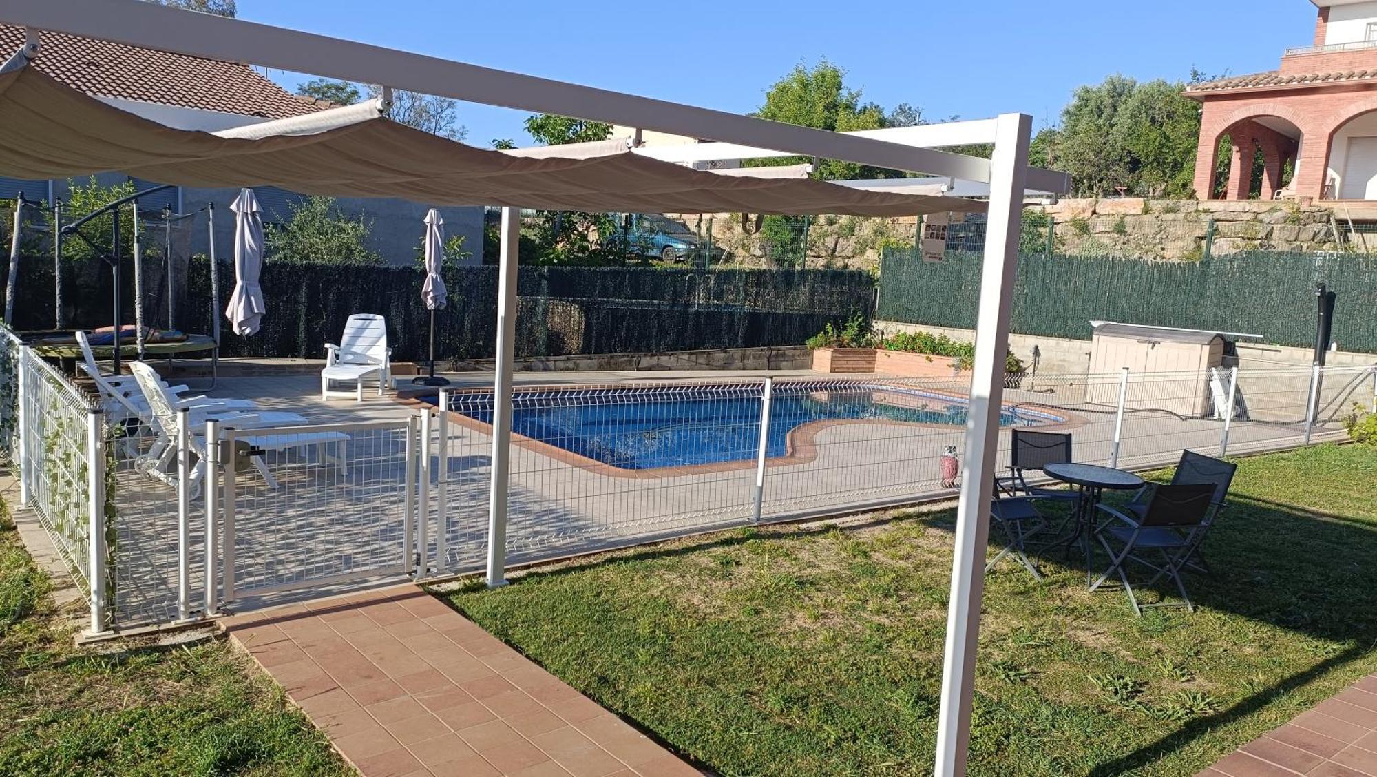 Villa Casa Con Jardin Y Piscina Privada. Santa Eulàlia de Ronçana Exterior foto